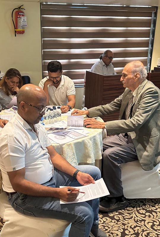 Professor Vijay Shahane - Mobile Banner